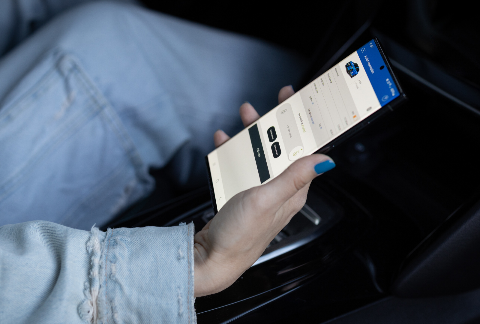 Download the Avant2Go app