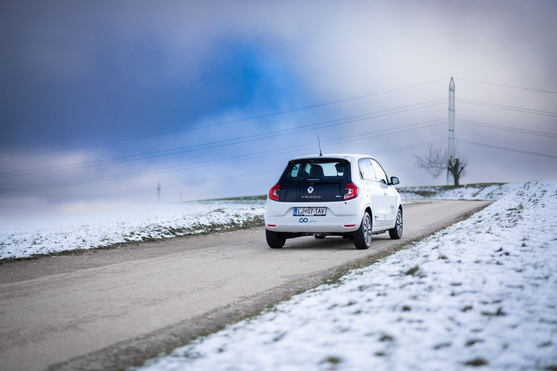 Preden sedete za volan: 10 zimskih nasvetov za varno vožnjo