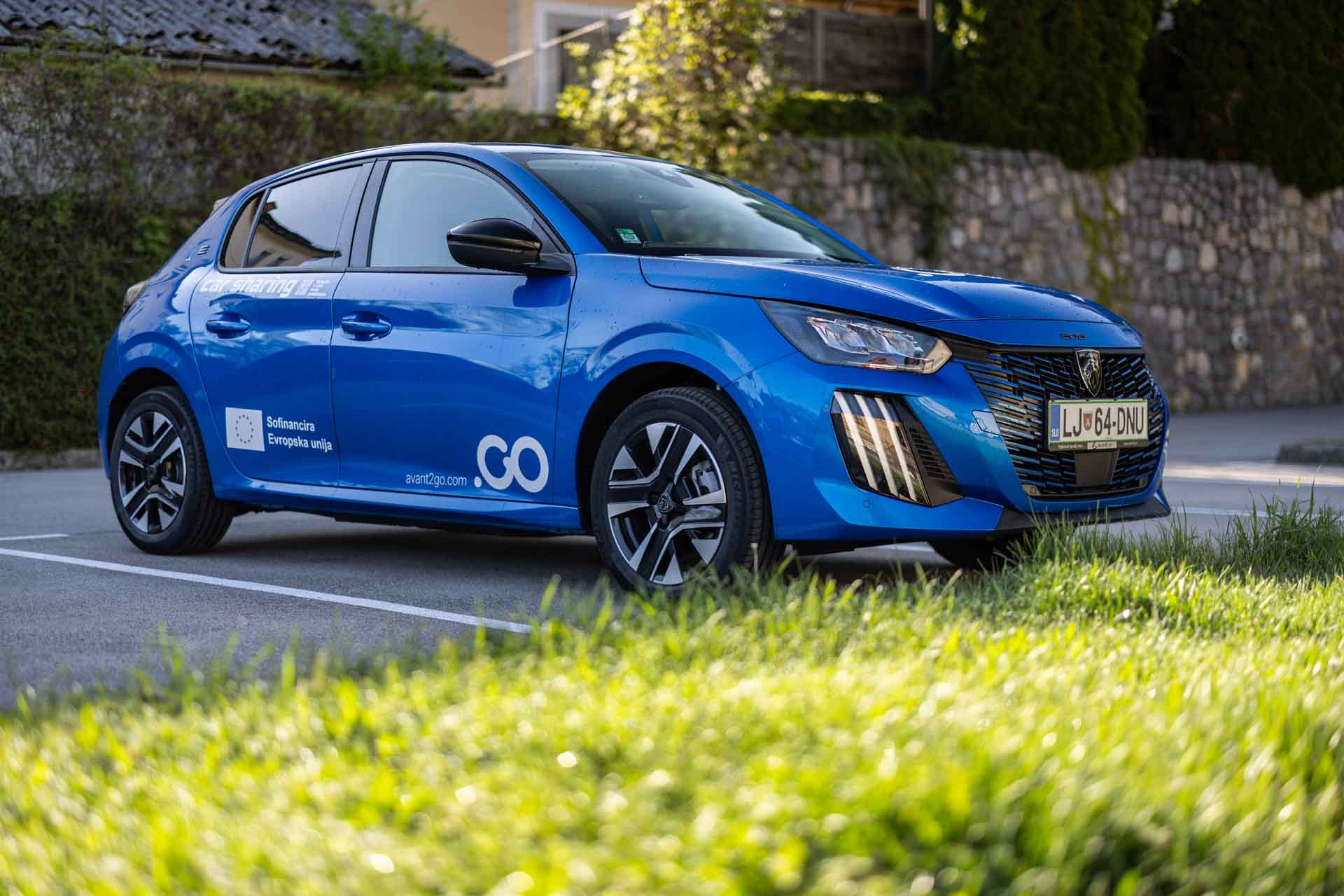 Prenovljeni Peugeot e-208 - novost v floti Avant2Go
